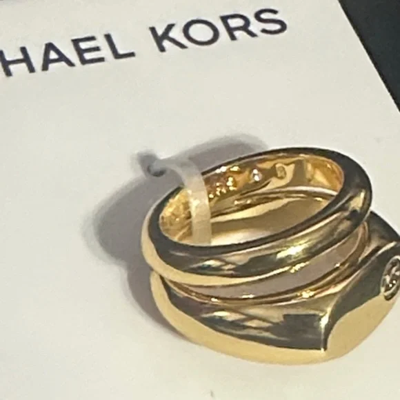 Michael Kors Gold-Tone Statement Ring - Picture 2 of 5